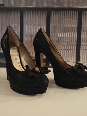 BCBGeneration Black Platform Pumps with Bow and Jewel
